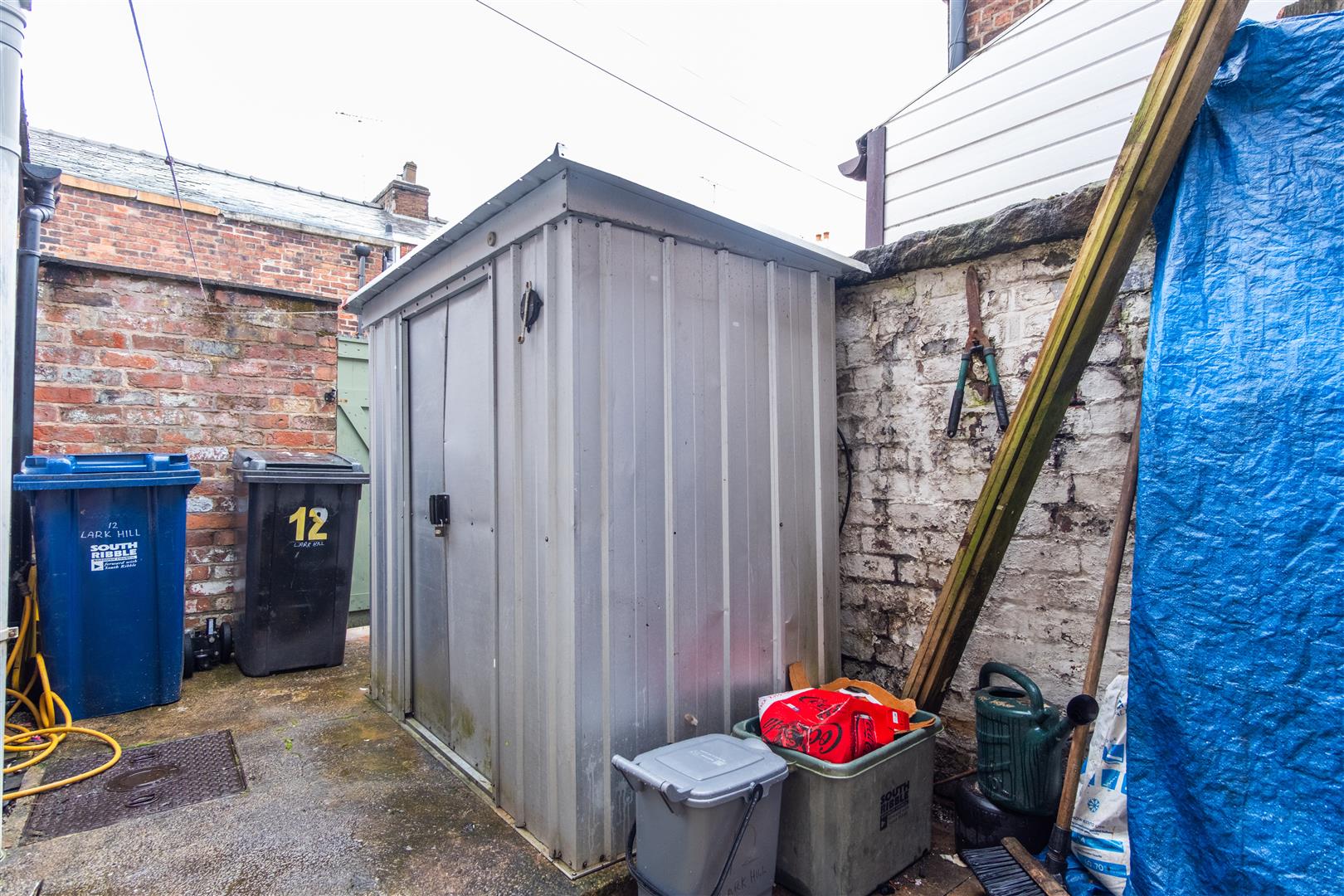 2 bed property in Lark Hill, Preston